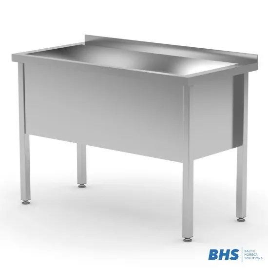 Table avec baignoire