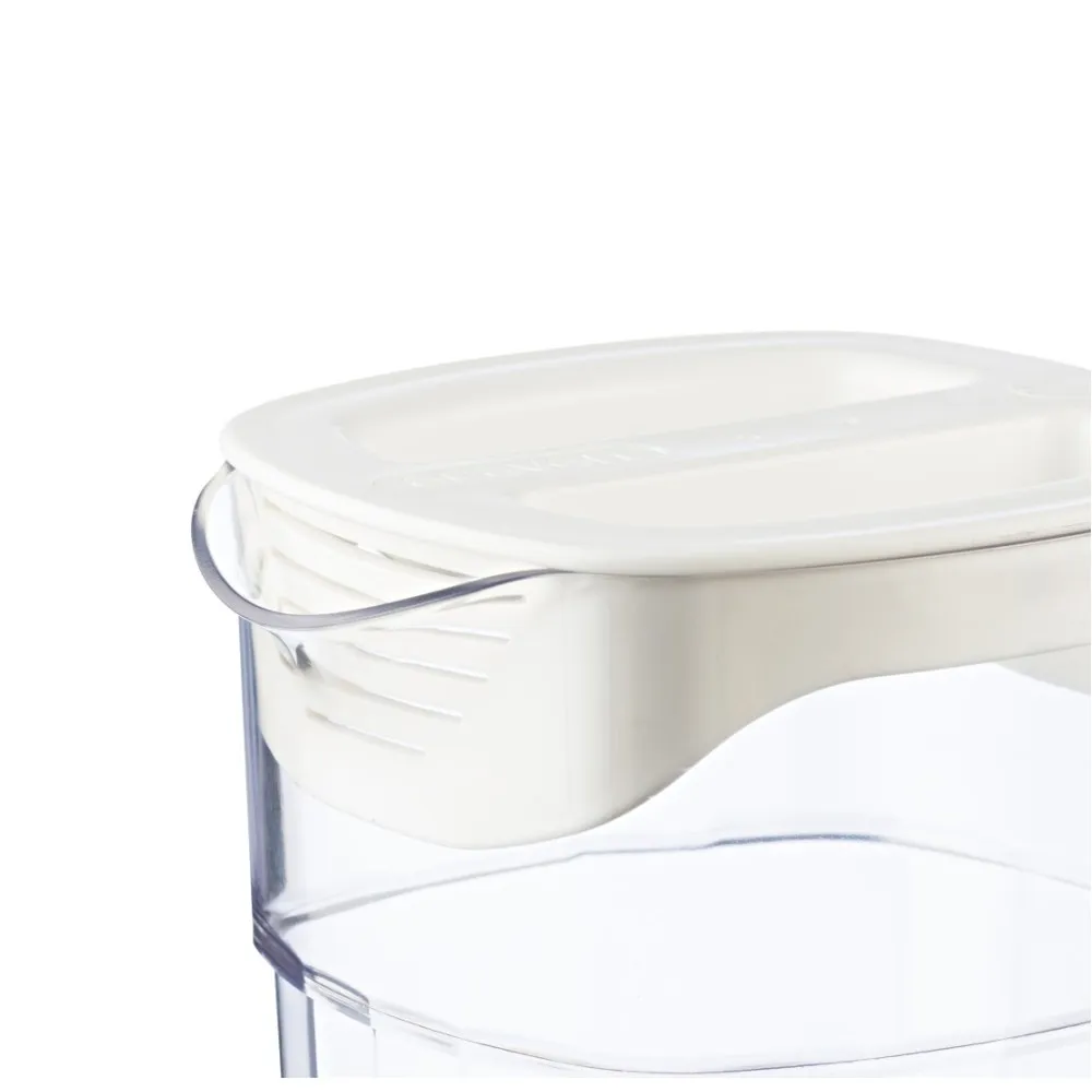 PC Stackable Pitcher with lid 1.8 L