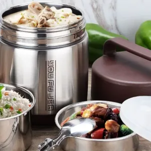 Thermos moderne : votre café restera chaud aussi longtemps que nécessaire