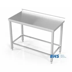 Table avec une surface en acier inoxydable et la grille 400