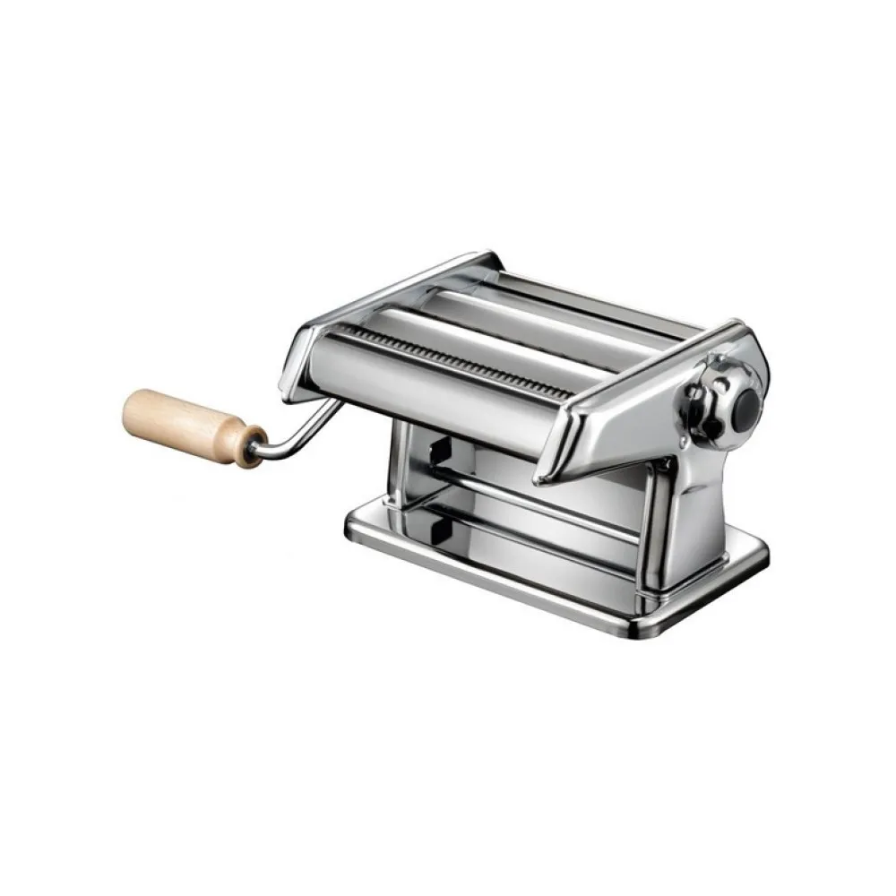 Pasta maker