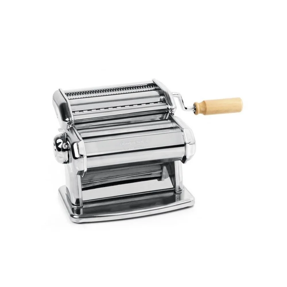 Pasta maker