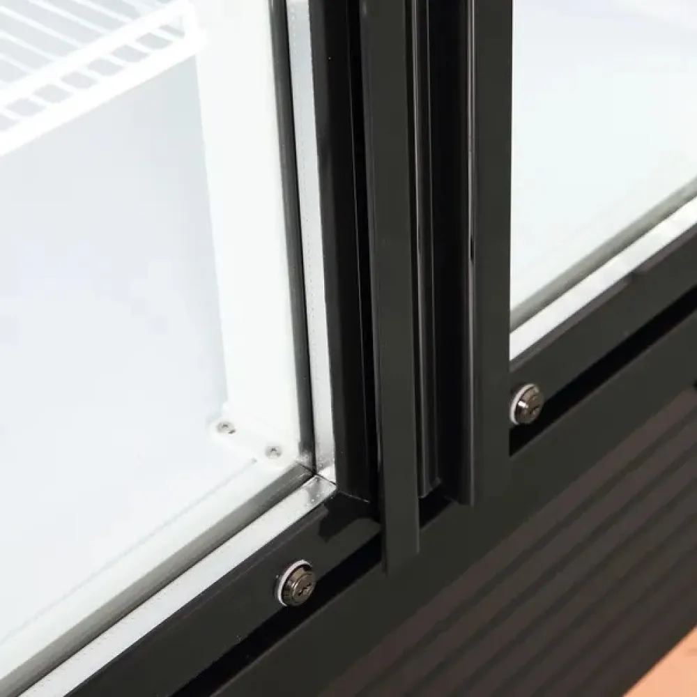Vitrine réfrigérée professionnelle 776 L SCANDOMESTIC DCC802BWD