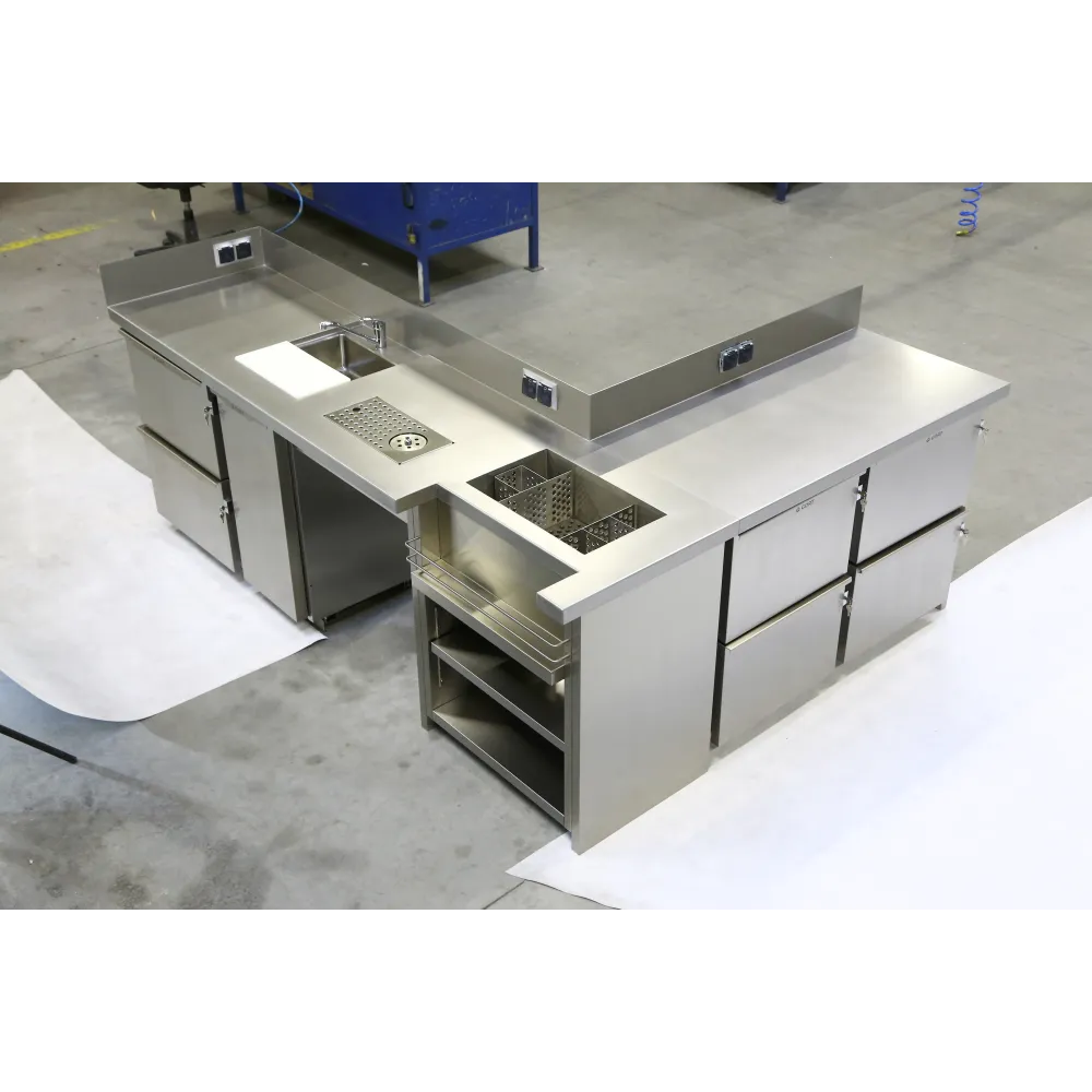 Bar station with basins and bottle racks 1100